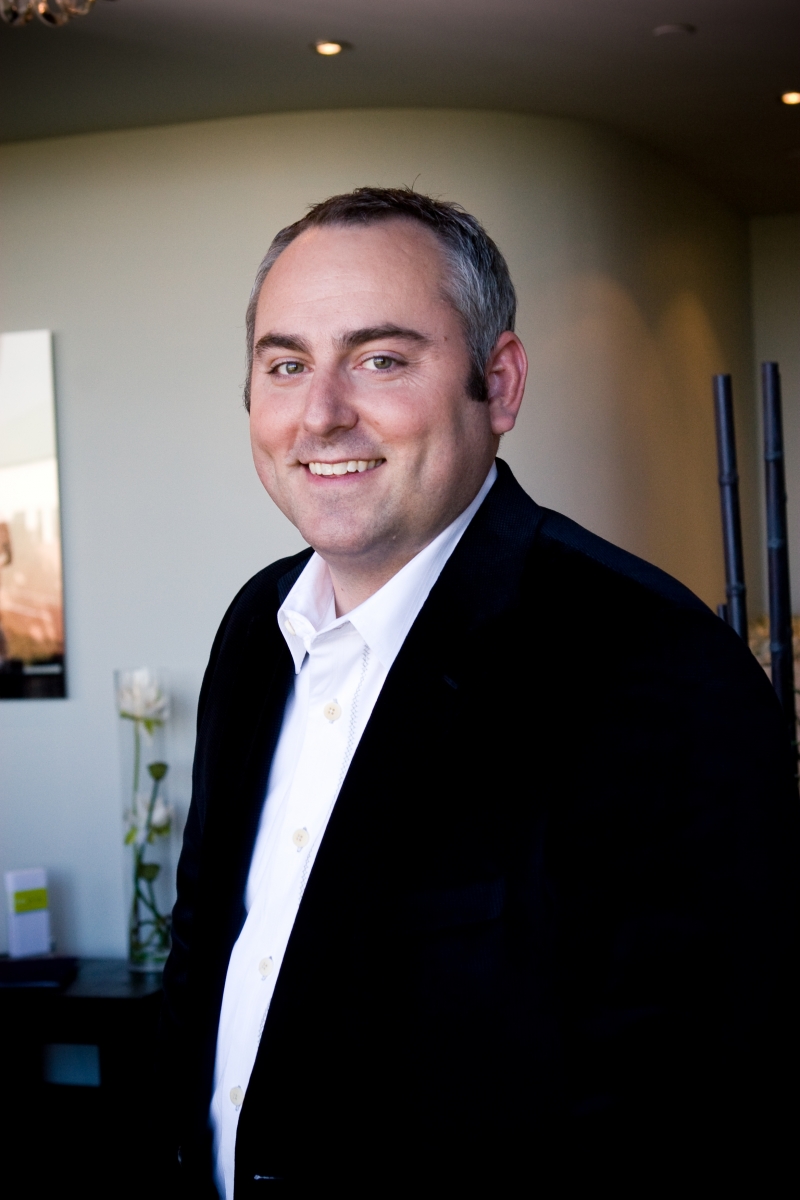 Dr. Dustin Reid